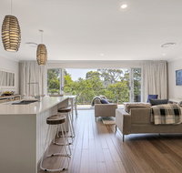 DESIGNER HOLIDAY BEACH PAD // 4 BED // COPA - Tourism Canberra