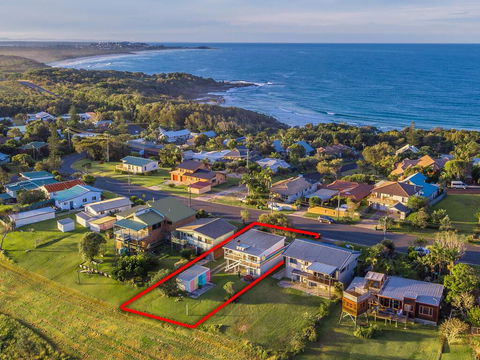 Dilkara - Breathtaking Ocean Views - Tourism Canberra 0