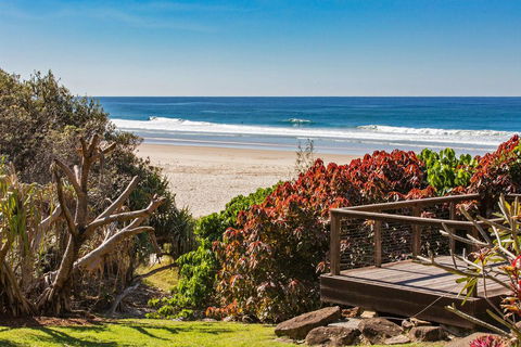 DIRECT BEACH ACCESS - 3 BED APART - CABARITA BEACH - Tourism Canberra 0