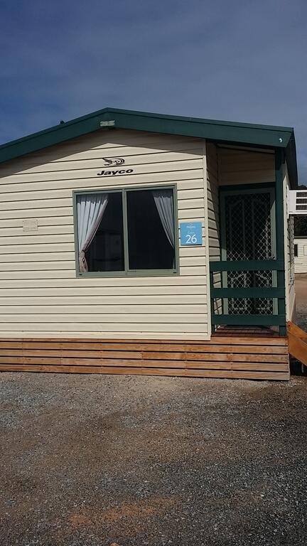 Discovery Parks - Streaky Bay Foreshore - Tourism Canberra 2