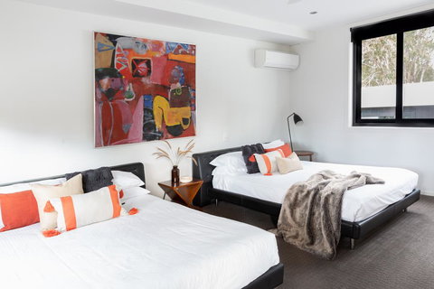 Dogwood - Tourism Canberra 3