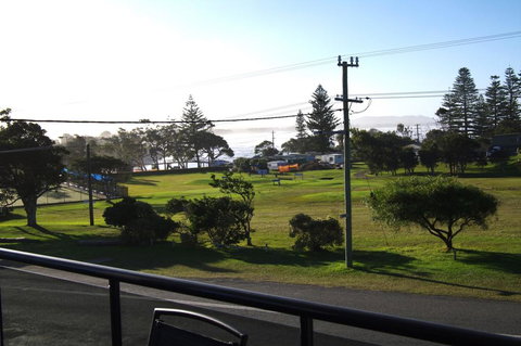 Dolphin Court 1, 1 Gowing Street - Tourism Canberra 0