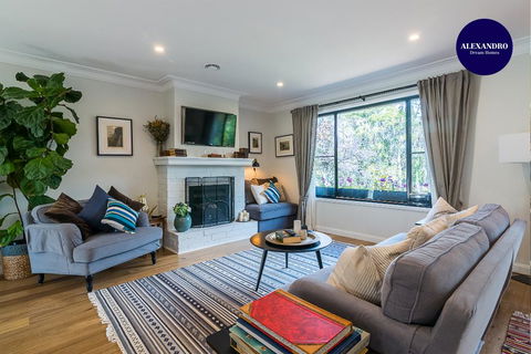 DREAMY BLACKHEATH MOUNTAIN ESCAPE - Tourism Canberra 0