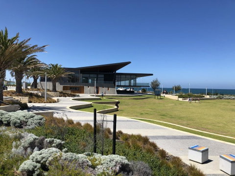 Eden Beach Retreat Holiday Home - Tourism Canberra 0