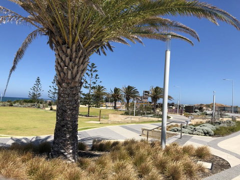 Eden Beach Retreat Holiday Home - Tourism Canberra 2