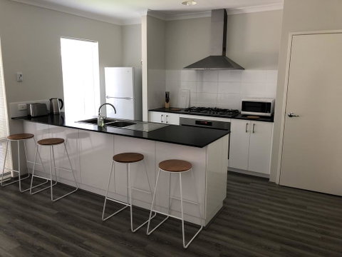 Eden Beach Retreat Holiday Home - Tourism Canberra 1