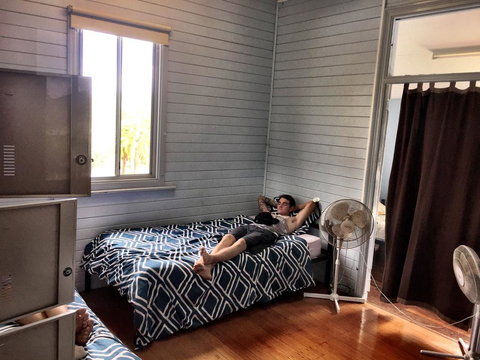 Emu's Beach Resort - Tourism Canberra 1