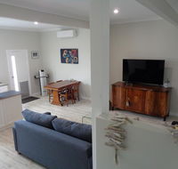 Erwins Lagoon Retreat - Tourism Canberra