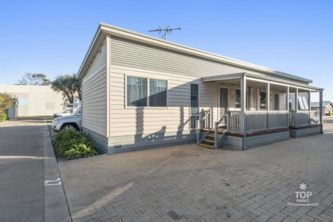 Esperance Bay Holiday Park - Tourism Canberra 0