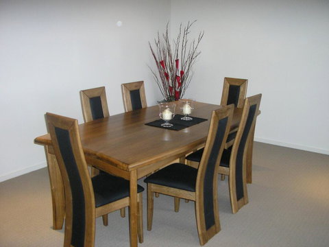 Esplanade Frontage 7B - Tourism Canberra 1