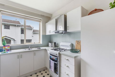 Family-friendly Apartment In Green Glen Iris - Tourism Canberra 1