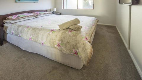 Fathoms Apartment 18/1a Mitchell Pde - All Linen Provided - Tourism Canberra 2