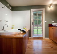 Finlie - Tourism Canberra