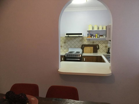 First Floor Unit With Waterviews From Your Balcony! - Tourism Canberra 3