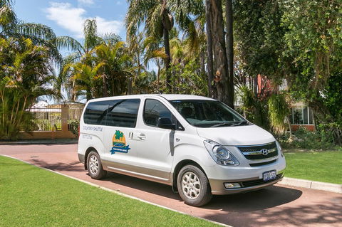 Flag Motor Lodge - Tourism Canberra 0