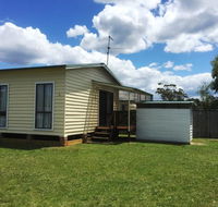 Flat 2 42 McMillan Rd - Tourism Canberra