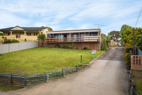 Forsters Bay Haven - Tourism Canberra 3