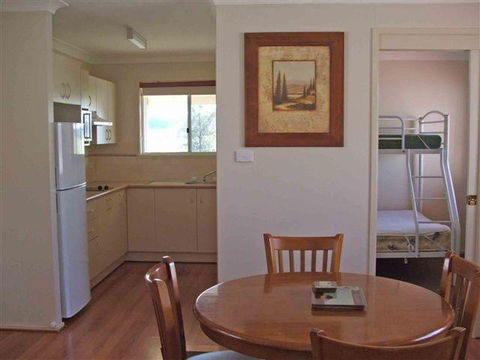 Fossickers Tourist Park - Tourism Canberra 3
