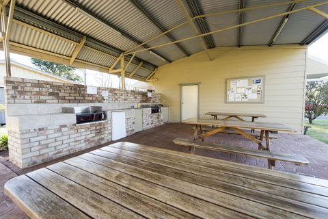 Fossickers Tourist Park - Tourism Canberra 0