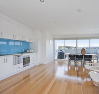 Four Kings Apartment - Deluxe 2br 3 - Tourism Canberra
