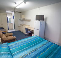 Fourth Ave Motor Inn - Tourism Canberra