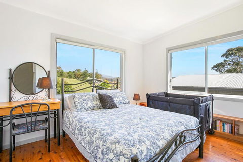 Frangipani Cottage Narooma - Tourism Canberra 1