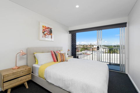 G149 - Apt 1 - Tourism Canberra 1