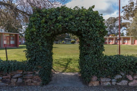 Gardenview - Tourism Canberra 0