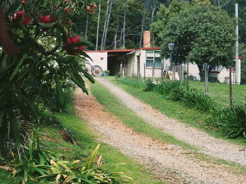 Glenbrook House & Cottage - Tourism Canberra 1
