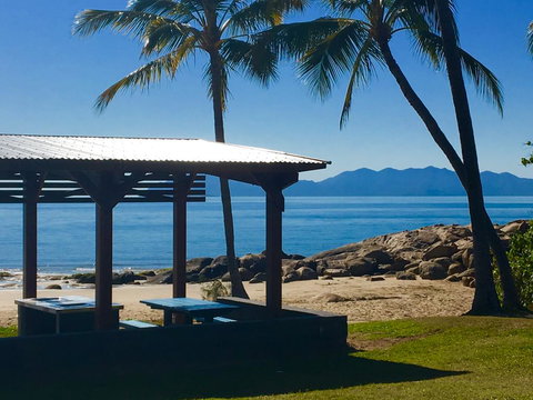 Golden Sands Beach House - Tourism Canberra 0