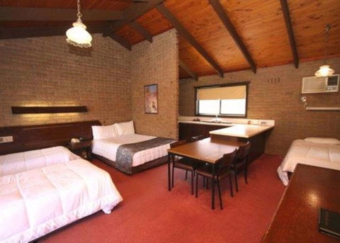 Goldfields Motel - Tourism Canberra 1
