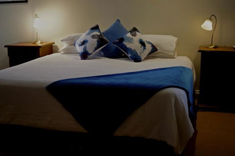 Goolwa Spa & River Retreat House - Tourism Canberra 0