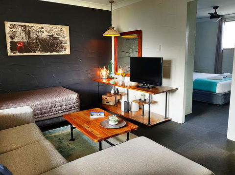 Grafton Lodge Motel - Tourism Canberra 2