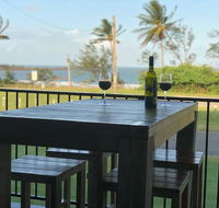 Grasstree Beachfront Shacks - Tourism Canberra