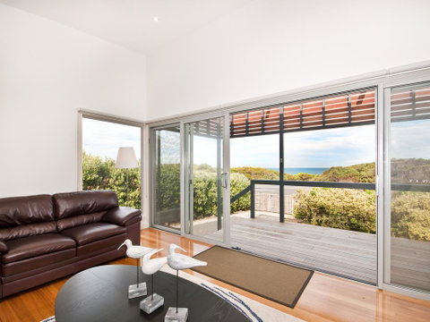 Great Ocean Road Lodge - Tourism Canberra 3