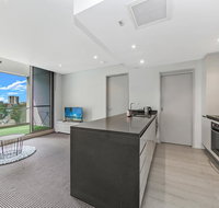 Green Square Stylish Cozy Apartment In SYDNEY - Tourism Canberra