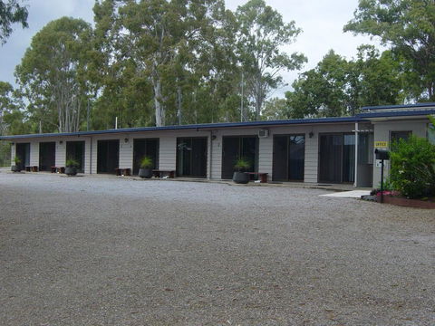 Greenacres Motel / Van Park - Tourism Canberra 3