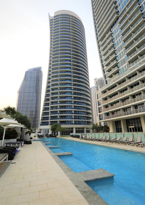 H Luxury Apartment At Surfers Paradise - Tourism Canberra 3
