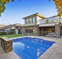 Hampton Haven with Pool for families and a max of 8 adults. - Tourism Canberra