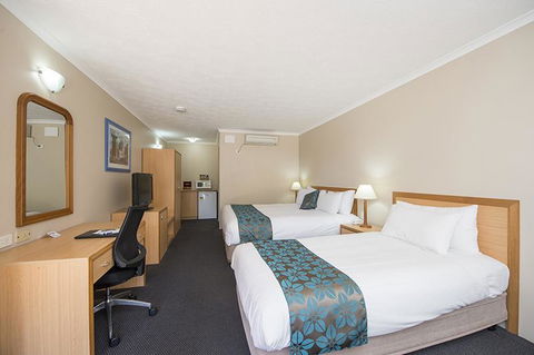 Harbour Sails Motor Inn - Tourism Canberra 2