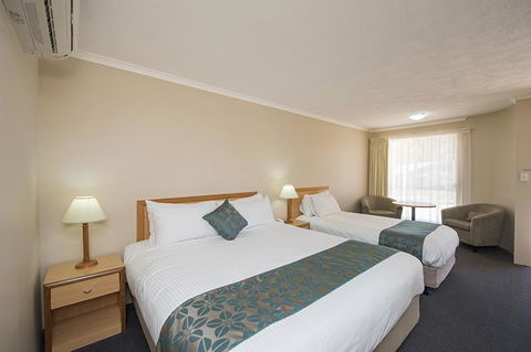 Harbour Sails Motor Inn - Tourism Canberra 1