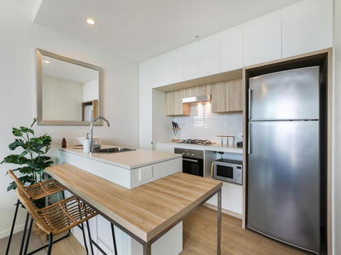 HARBOURSIDE- Hosted By: L'Abode Accommodation - Tourism Canberra 1