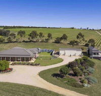 Harry Scotts Farmhouse At Vineyard - Tourism Canberra