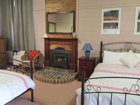 Henry's Cottage - Tourism Canberra 3