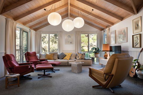Hepburn Pool House - Tourism Canberra 2