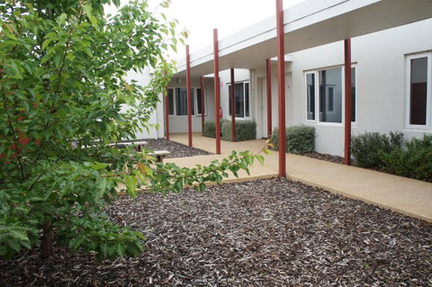 Heyfield Railway Hotel - Tourism Canberra 0