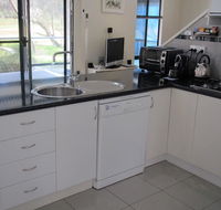 Hidden Grove Retreat - Tourism Canberra