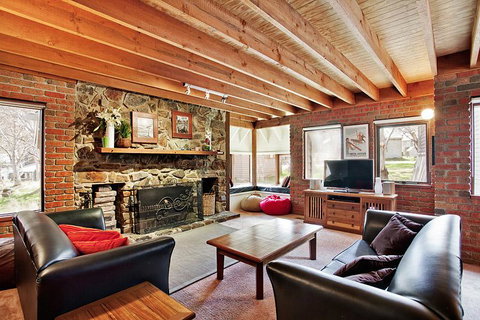 High Knob - Tourism Canberra 1