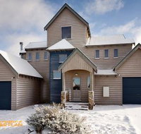 High Plains Drifter - Tourism Canberra