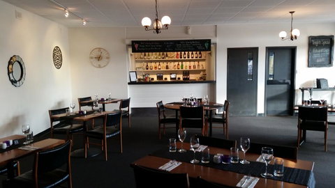 Highway One Motel - Tourism Canberra 0